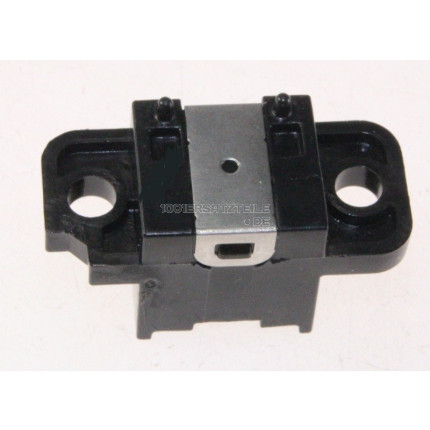 Assy-latch:srt749xwsm pom blk spring